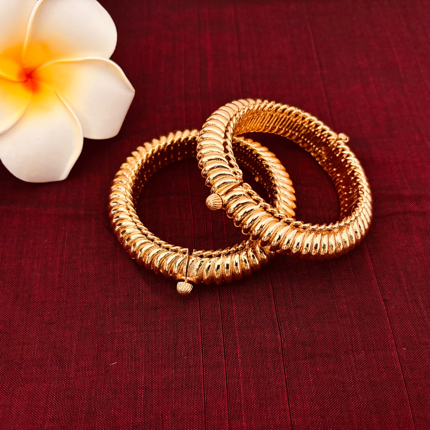 Shindeshahi Tode | Maharashtrian Bangles | Sonsala| शिंदेशाही तोडे