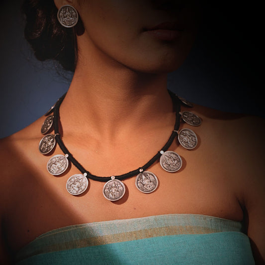छोटा पुतळी हार + कानातले | Small Putali Har + Earrings